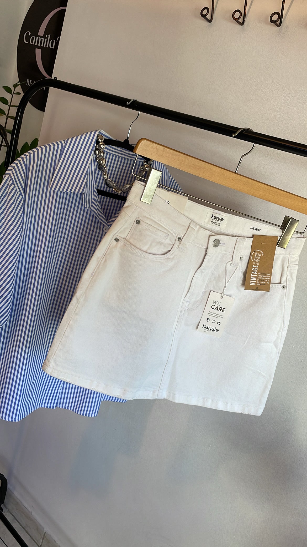 Kensie Jeans White Skirt