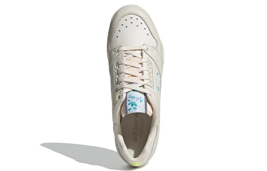 Adidas Signature Womens
