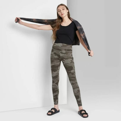 Wild Fable Leggins Camo