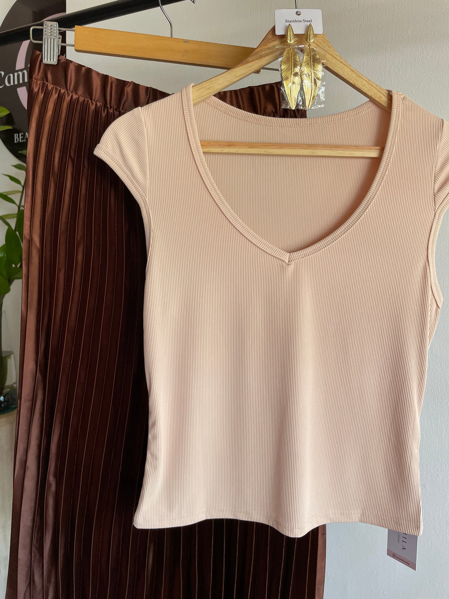 Camila Essential Top