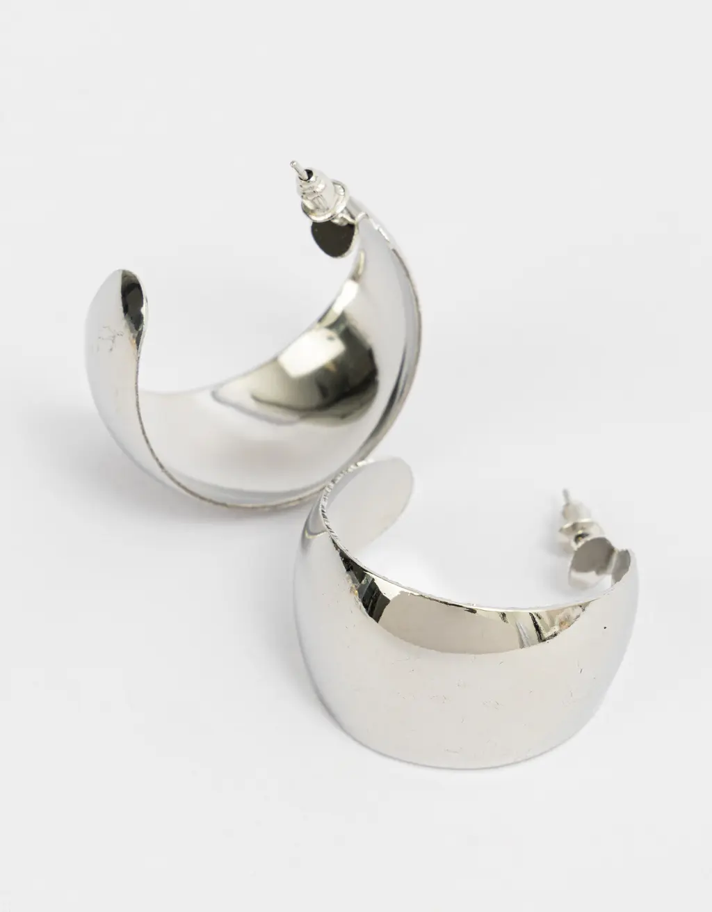 H&M Aretes