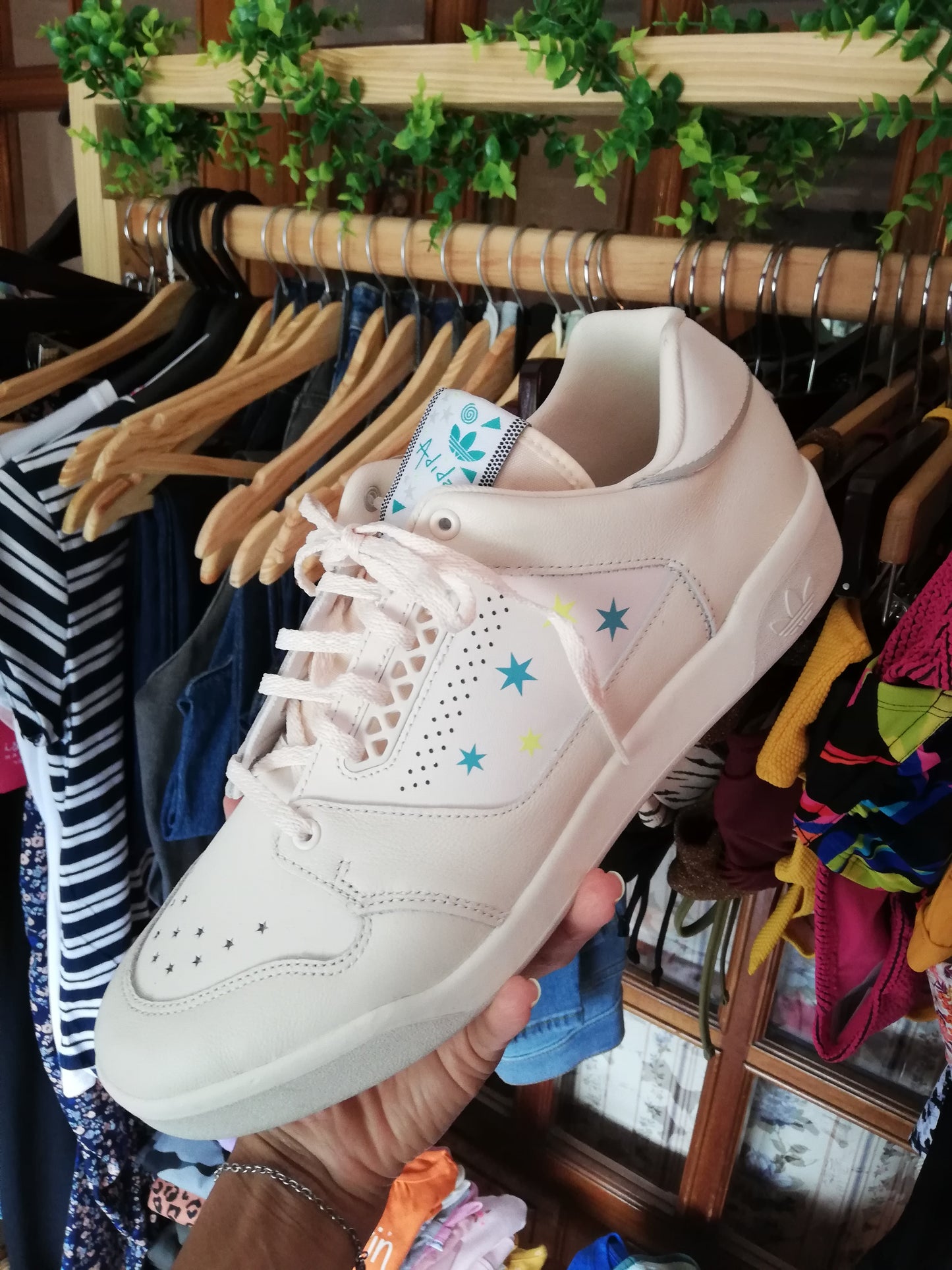 Adidas Signature Womens