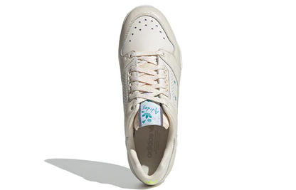 Adidas Signature Womens